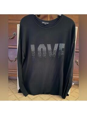 Metric Knits black crew neck long sleeved sweater with studded details L